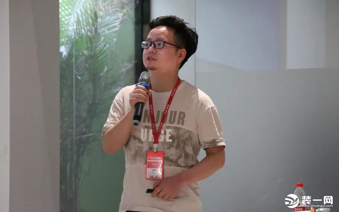 初夏好风光 郑州美巢装饰公司月度会隆重召开
