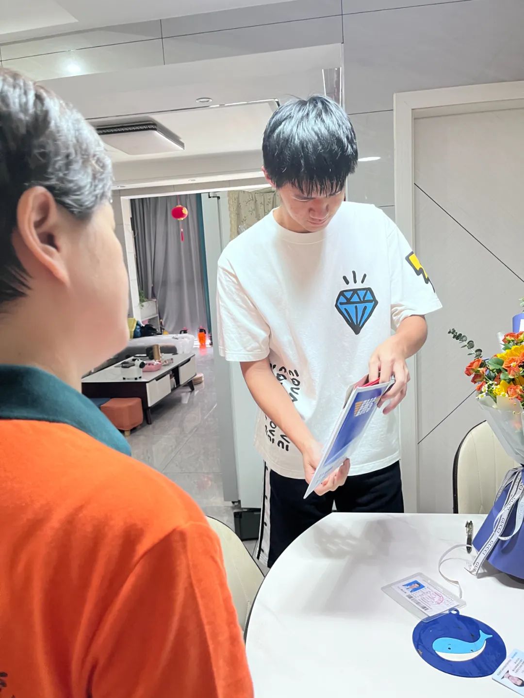 这份录取通知书，是妈妈送来的！