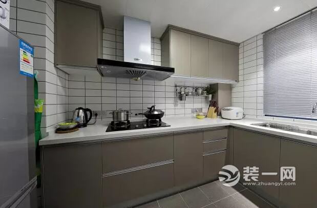 小户型89平三居室现代简约装修效果图