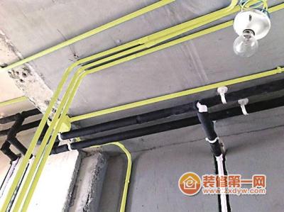水管顶部排设工艺