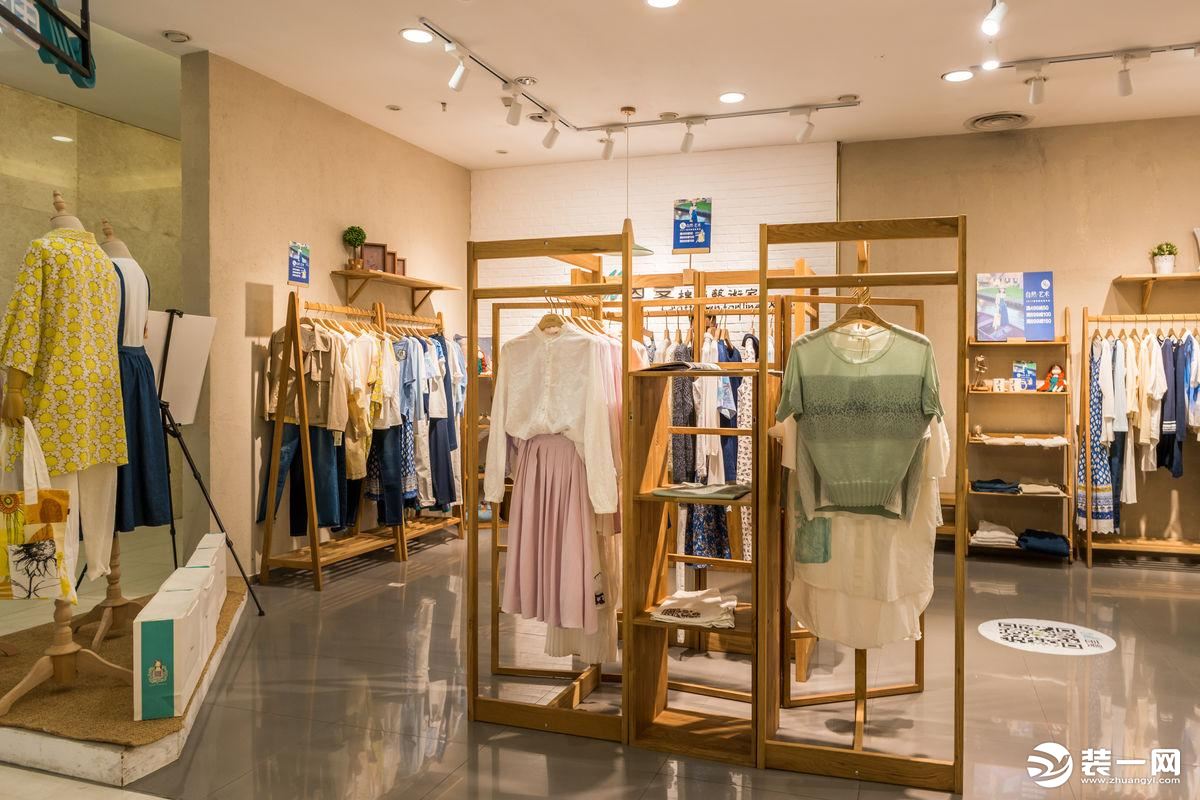 女装店装修设计