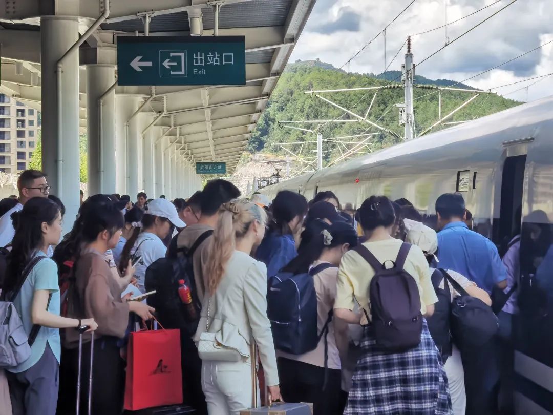 南铁即将迎来客流高峰，增开这些途经福建列车