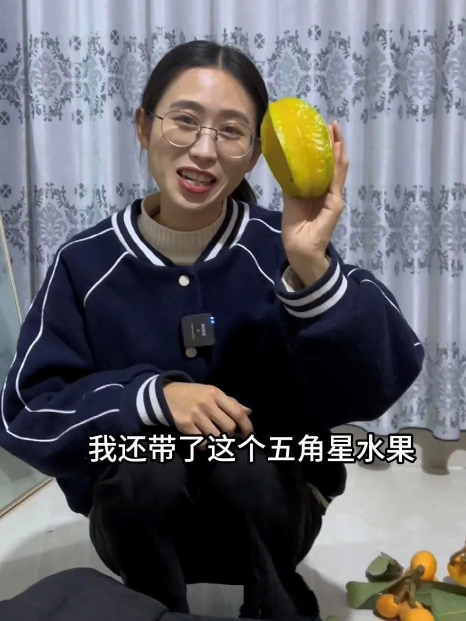 从菜市场摊位走上春晚观众席！福建95后女孩带来什么家乡特产？
