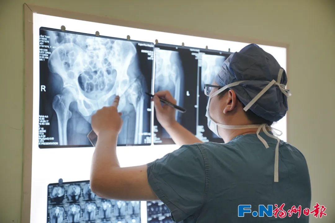 “锅盔叔叔”彻夜难眠！阿姨最新情况！医生说……