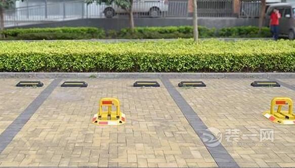 郑州一小区物业疯狂装修地锁居民矛盾重重 这合法吗？
