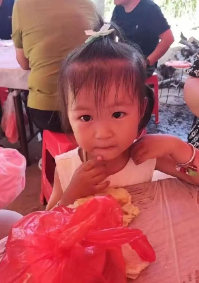 2岁女童失踪 家属悬赏20万：应是熟人作案