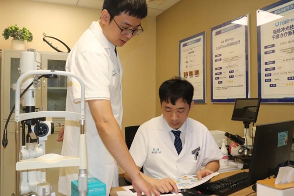 8·19中国医师节｜医路有你，光影同行