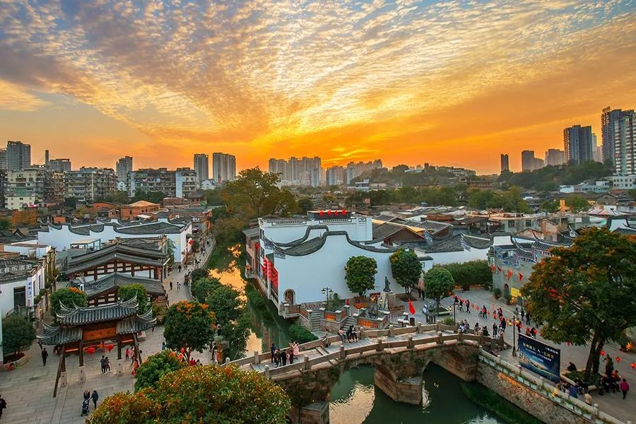 一条中轴线，读懂千年福州城
