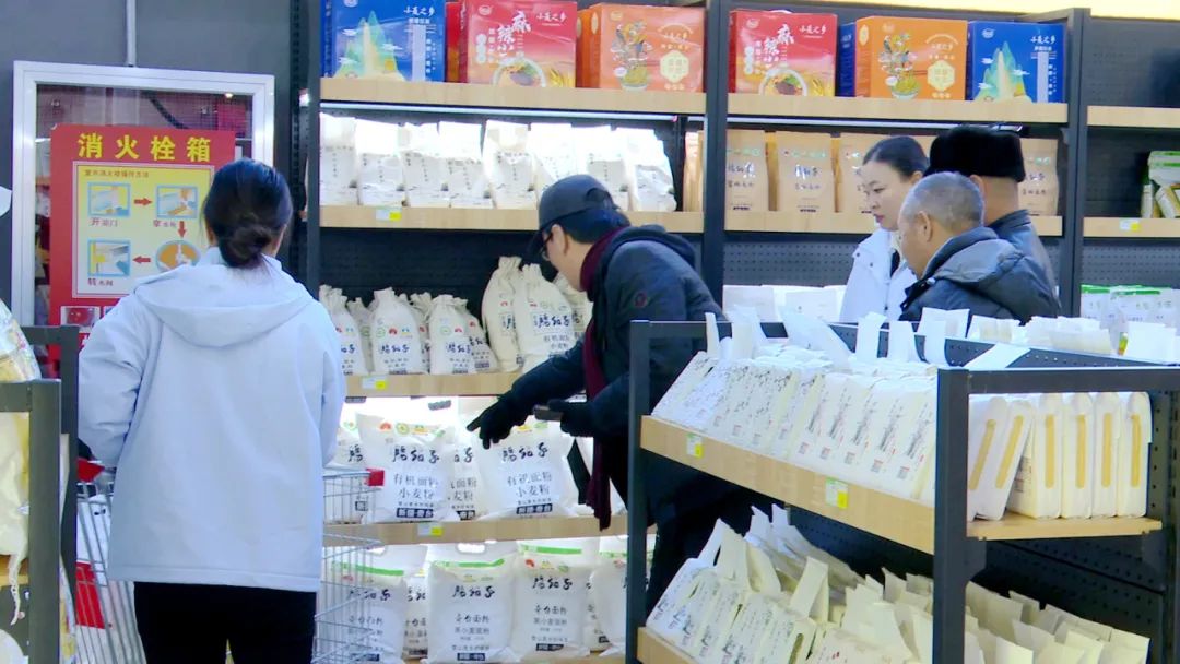奇台·福州特色产品展厅入驻乌鲁木齐综合保税展示交易中心