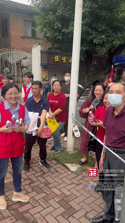 超3.9万名！现场直击！福州高考第一天！满屏感动→