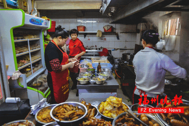 金世佳向檀健次推荐！福州这些捞化店，必吃！