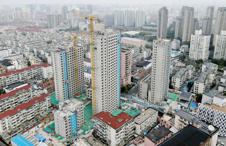2024年3月15日拍摄的上海市静安区谈家桥城市更新项目建设工地（无人机照片）。新华社记者 方喆 摄